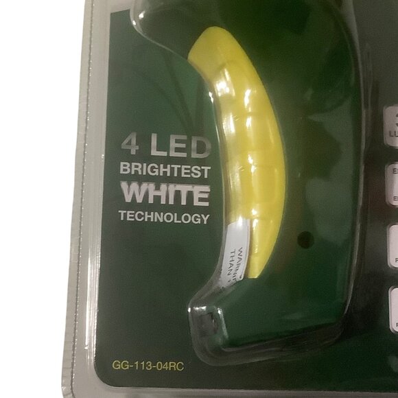 Rechargeable 4 LED Flashlight Go Green 30 Lumens Brightest Energy Efficient NEW - Picture 4 of 8